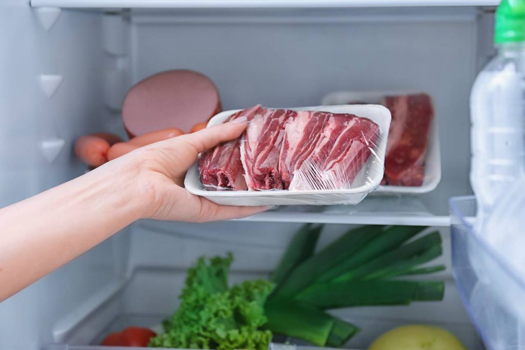 Jangan Asal masukin Daging ke Kulkas, Begini Cara Menyimpan Daging di Kulkas Agar Awet dan Tetap Segar