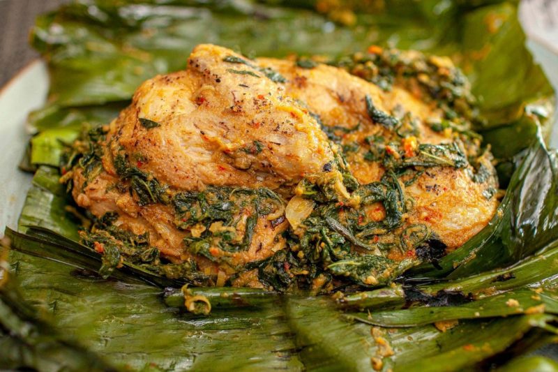 Ayam Betutu,Hidangan Khas Pulau Dewata BAli
